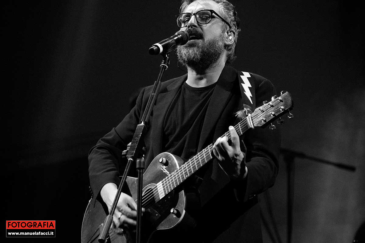 Brunori-Sas-a-teatro-02