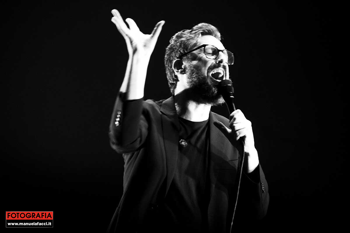 Brunori-Sas-a-teatro-07