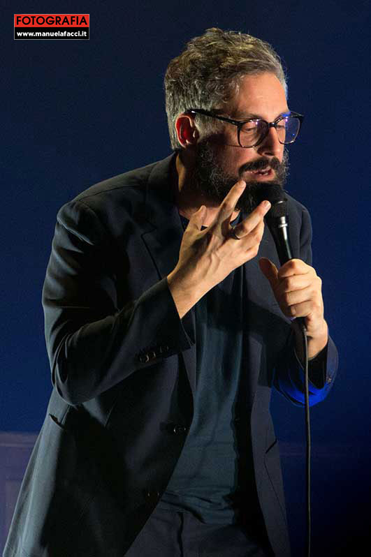 Brunori-Sas-a-teatro-08