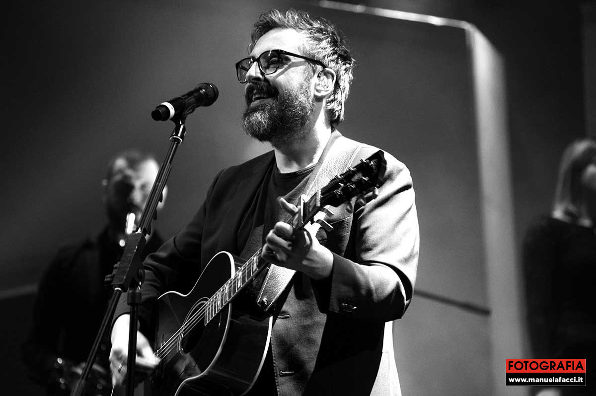 Brunori-Sas-a-teatro-09b