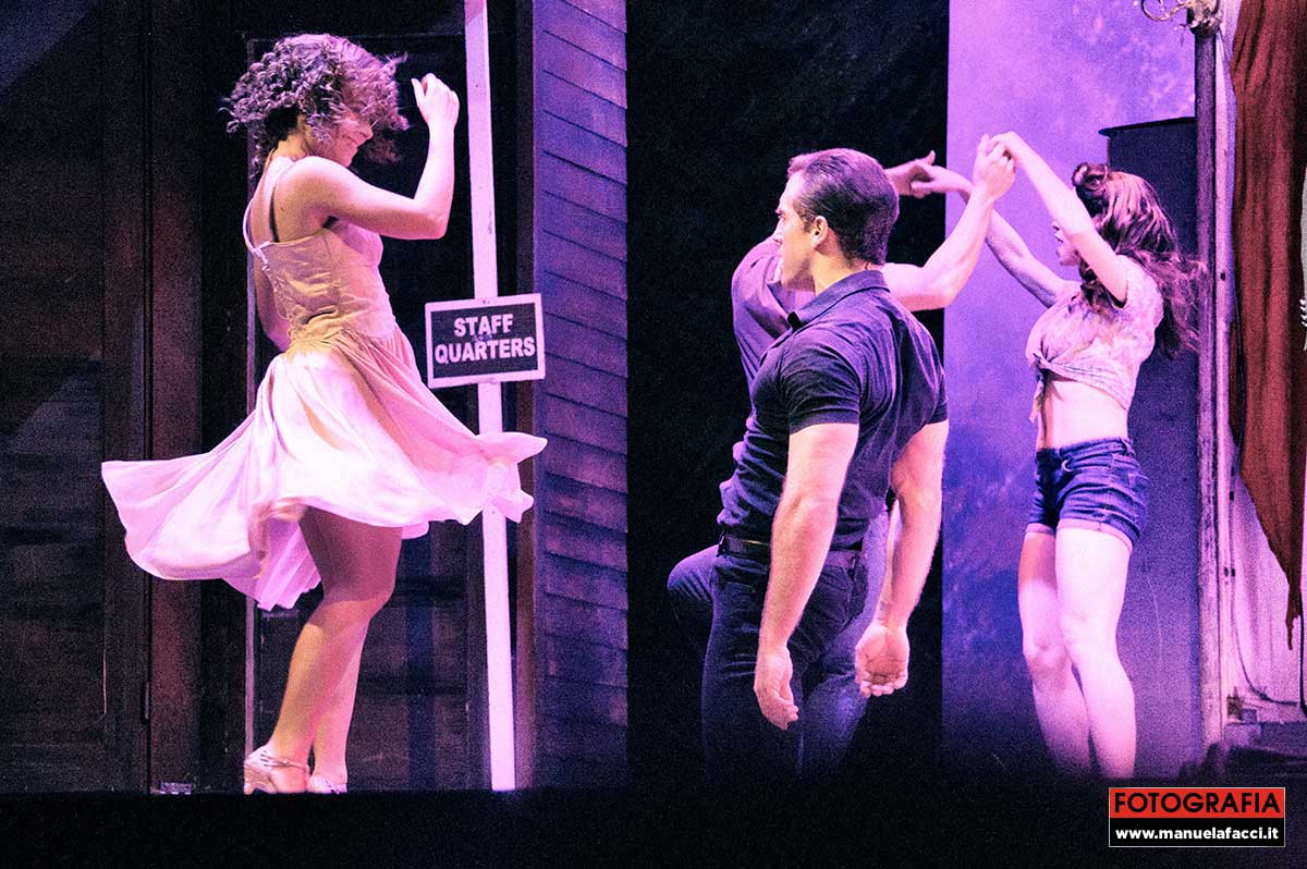 dirty-dancing-musical-09