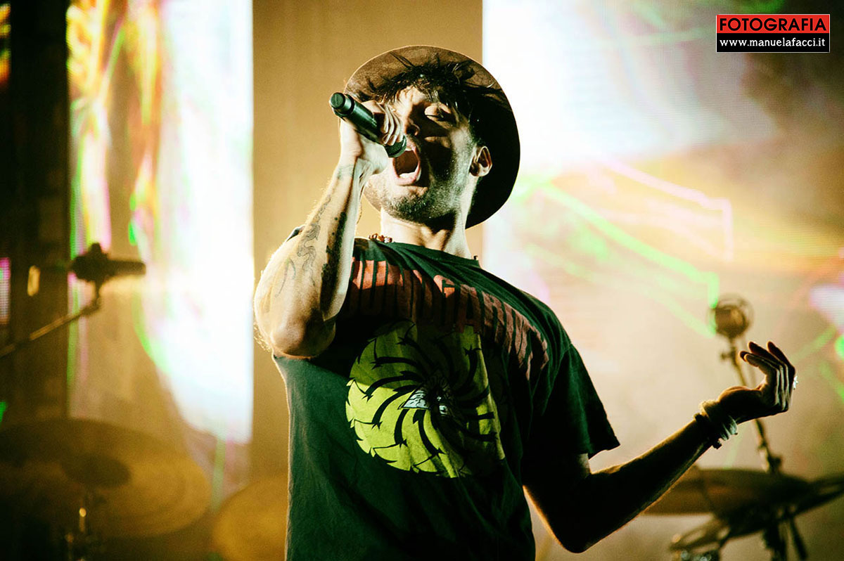 fabrizio-moro-pace-live-tour-04b