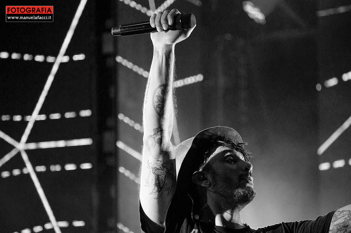 fabrizio-moro-pace-live-tour-09