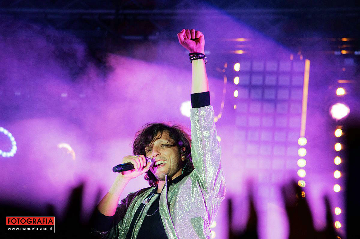 ermal-meta-non-abbiamo-armi-tour-2018-18
