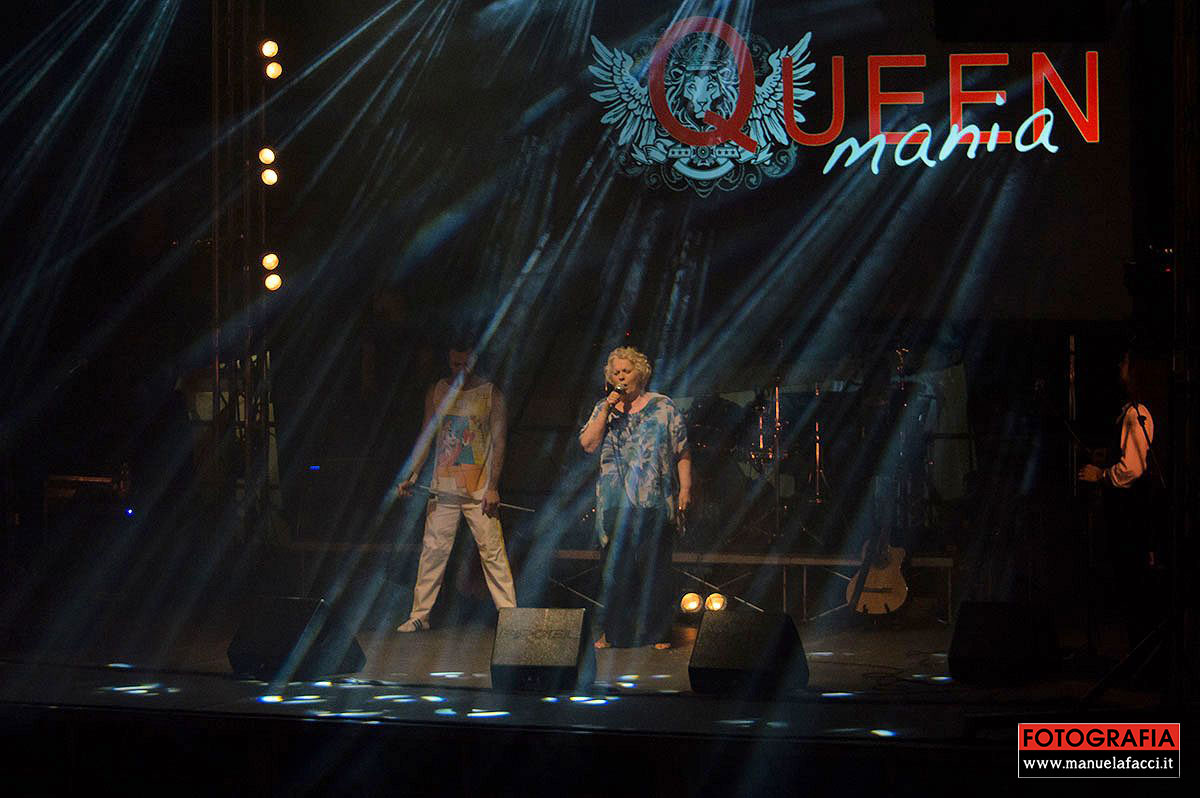 queenmania-katia-ricciarelli-freddie-and-the-queen-02