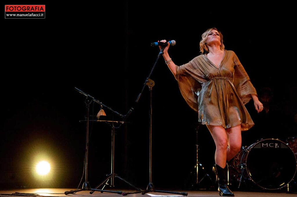 irene-grandi-io-in-blues-tour-2022-01