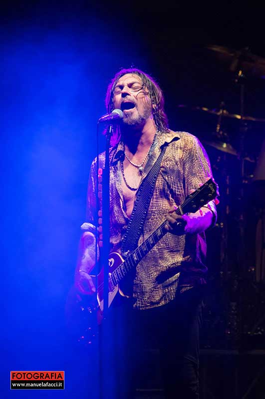 le-vibrazioni-summer-tour-2022-12