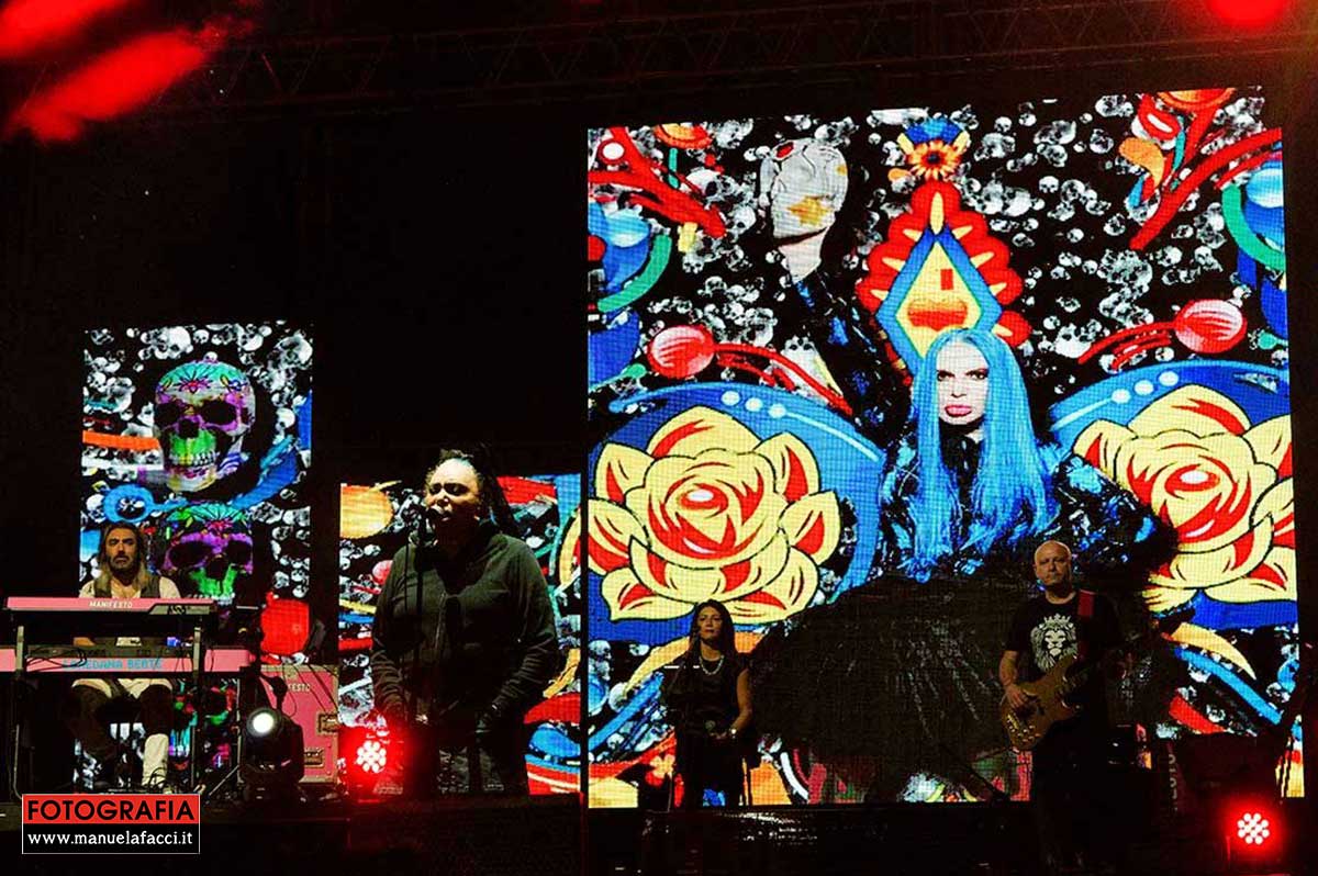 loredana-bertè-manifesto-summer-tour-2022-06