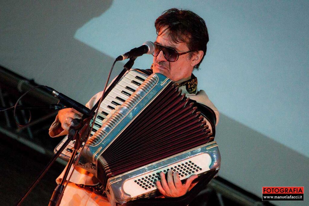 peppe-voltarelli-in-concerto-11