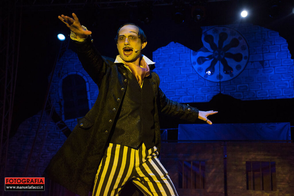 Paranormal-Circus-22