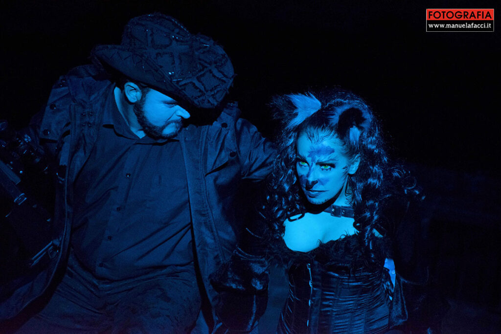 Paranormal-Circus-23