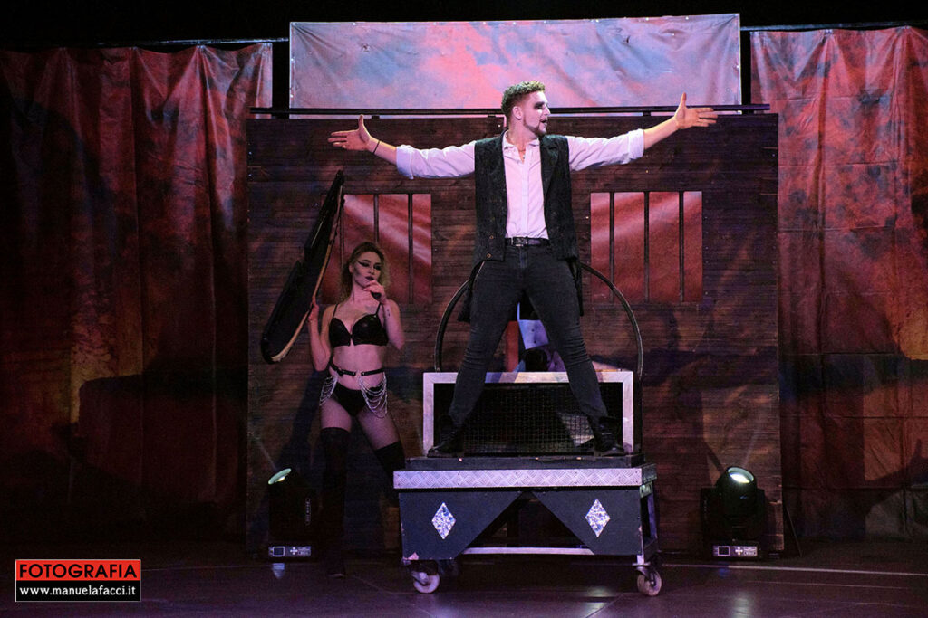 Paranormal-Circus-31