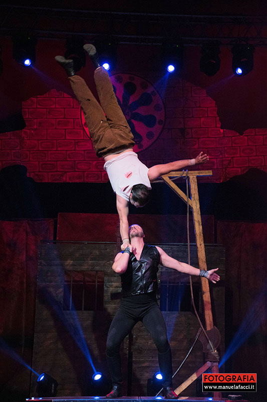 Paranormal-Circus-43