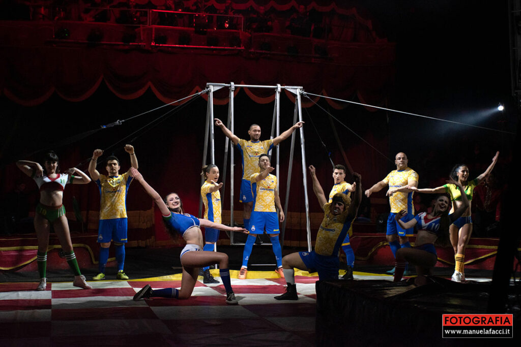 circo-m-orfei-23