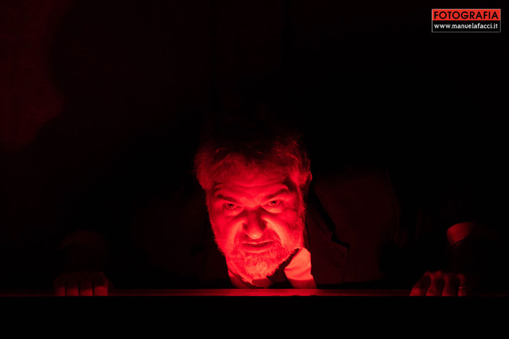 bukowski-a-night-with-hank-roberto-galano-15