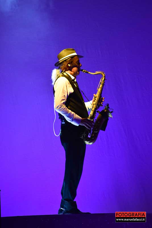 stefano-de-martino-meglio-stasera-tour-2025-09
